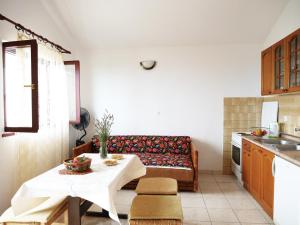 Fotografie z fotogalerie ubytování Apartments by the sea Zablace, Sibenik - 4222 v destinaci Zablaće