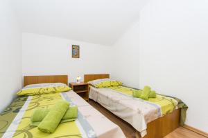 Posteľ alebo postele v izbe v ubytovaní Apartment Slatine 1126b