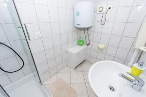 Kúpeľňa v ubytovaní Apartment Slatine 1126b + 23 fotografií