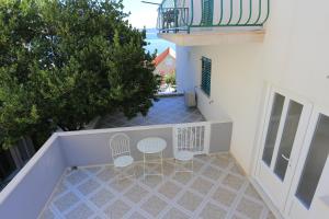 Balkón nebo terasa v ubytování Apartments by the sea Pisak, Omis - 1067