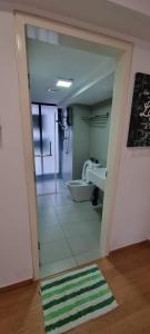 MLH Designer Duplex Suite @ EkoCheras的一间浴室