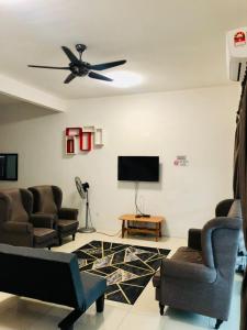 Fotografie z fotogalerie ubytování Homestay Cahaya 1 Seri Iskandar v destinaci Seri Iskandar