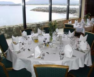 Restoran ili drugo mesto za obedovanje u objektu Pier Head Hotel Spa & Leisure