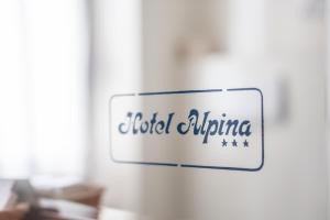 Majutusasutuses Hotel Alpina olev sertifikaat, autasu, silt või muu dokument