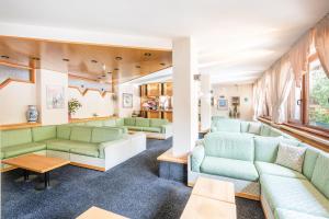 Istumisnurk majutusasutuses Hotel Alpina
