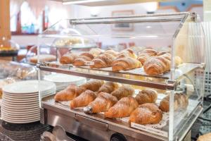 Toit hotelli aladel või selle läheduses
