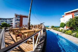The swimming pool at or close to Privilege Fort beach Apartman Sveti Vlas 61m2