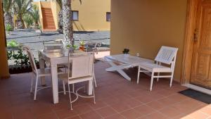 Balkon lub taras w obiekcie Casa Manba, terrace, pool and wifi