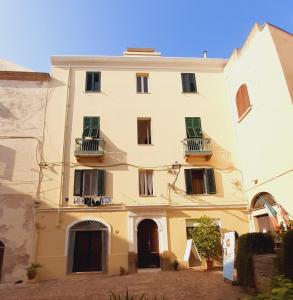 The building in which Az apartmant is located