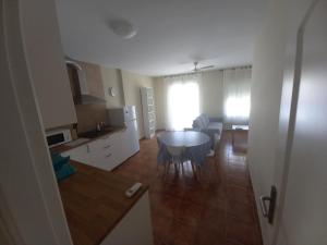 Kuchyň nebo kuchyňský kout v ubytování Apartamento Las Maravillas 1