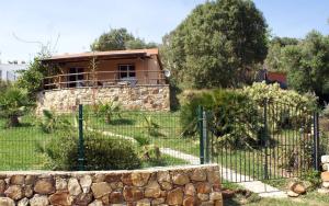 Ogród w obiekcie Tarifa-Blick auf Afrika, Haus am Meer, Haustiere erlaubt
