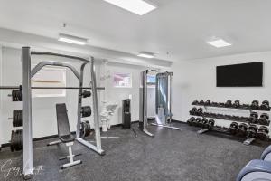 Γυμναστήριο ή/και όργανα γυμναστικής στο St George Resort Condo