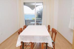 Zdjęcie z galerii obiektu Apartments by the sea Tkon, Pasman - 5840 w mieście Tkon