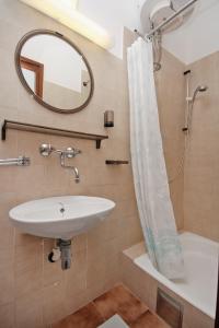 Koupelna v ubytování Apartment Nemira 5884b