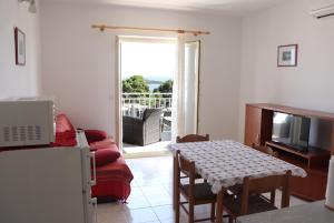Fotografia z galérie ubytovania Apartments with a parking space Hvar - 5687 v destinácii Hvar