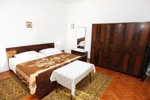 Posteľ alebo postele v izbe v ubytovaní Apartment Biograd na Moru 5899c