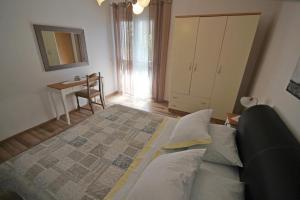 Posteľ alebo postele v izbe v ubytovaní Apartments with a parking space Zadar - Diklo, Zadar - 5875