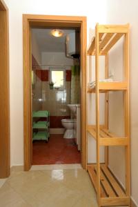 Kylpyhuone majoituspaikassa Apartments by the sea Lumbarda, Korcula - 4376