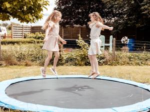 Majutusasutuse Holiday Home in Bocholt with Garden külastajad