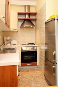 Kuchyň nebo kuchyňský kout v ubytování Apartments with parking spaces Orebic, Peljesac - 4527
