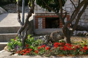 Zdjęcie z galerii obiektu Apartments by the sea Lumbarda, Korcula - 4402 w mieście Lumbarda +17 zdjęć