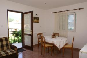 Posezení v ubytování Apartments by the sea Trstenik, Peljesac - 4512
