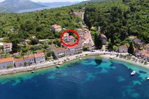 Fotografia z galérie ubytovania Apartments by the sea Racisce, Korcula - 4362 v destinácii Račišće
