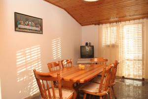 Fotografia z galérie ubytovania Apartments by the sea Racisce, Korcula - 4362 v destinácii Račišće