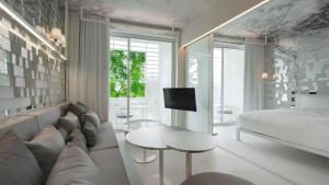 Μια τηλεόραση ή/και κέντρο ψυχαγωγίας στο Little Shelter Hotel Chiangmai