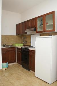 Kuchyň nebo kuchyňský kout v ubytování Apartment Prizba 4483c + 15 fotografií