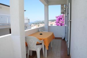 Fotografia z galérie ubytovania Apartments with a parking space Hvar - 4593 v destinácii Hvar