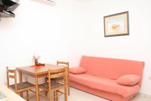 Fotografia z galérie ubytovania Apartments with a parking space Hvar - 4593 v destinácii Hvar