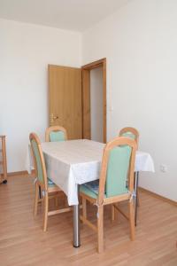 Fotografia z galérie ubytovania Apartments with parking spaces Orebic, Peljesac - 4494 v destinácii Orebić