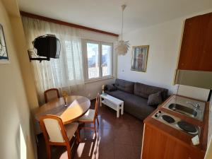 Posezení v ubytování Apartments with parking spaces Orebic, Peljesac - 4500