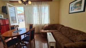 Posezení v ubytování Apartments with parking spaces Orebic, Peljesac - 4500