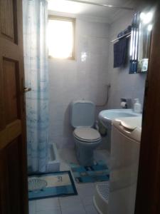 Koupelna v ubytování Beach apartment, Paralia Dionysiou, Chalkidiki