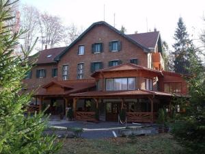 The building in which a panziókat is located