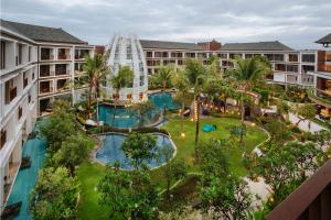 Bazén v ubytování Golden Tulip Jineng Resort Bali nebo v jeho okolí
