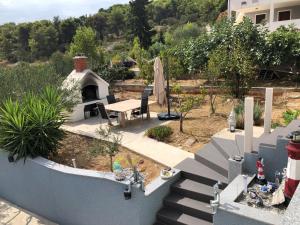 Hrvatska, SUTIVAN, Apartmani Sandi