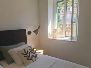 Ảnh trong thư viện ảnh của Apartment Tomazina (seaview,central, heritage) ở Vis