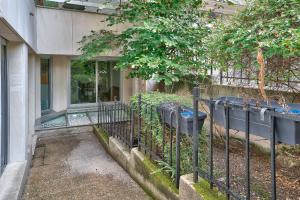 Vonkajšia záhrada v ubytovaní Bel appartement idéal pour 4 personnes, 2 chambres