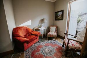 Χώρος καθιστικού στο three birds country house