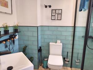ห้องน้ำของ Comodidad y Bellas Vistas en tu Casa K Comfort
