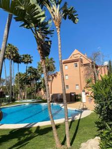 Zdjęcie z galerii obiektu Spectacular Penthouse Paraiso de la Bahia, 500 m from the beautiful beach w mieście Bahia de Casares