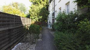 Vonkajšia záhrada v ubytovaní Park Line garden