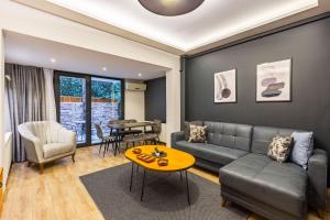 Fotografie z fotogalerie ubytování Flat with Backyard in Sisli v destinaci Istanbul