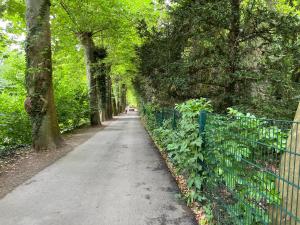 Vonkajšia záhrada v ubytovaní Park Line garden