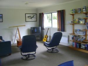 Ruang duduk di Catlins Newhaven Holiday Park