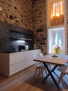 Kjøkken eller kjøkkenkrok på Casa Fogar do Ulla