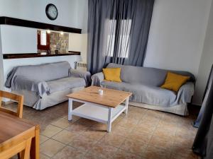 Imagen de la galería de PS House New Port - PS Rental, en Skiathos